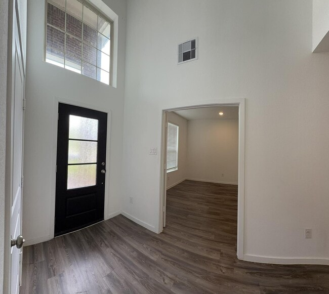 Photo - 9807 Keystone Meadow Pl