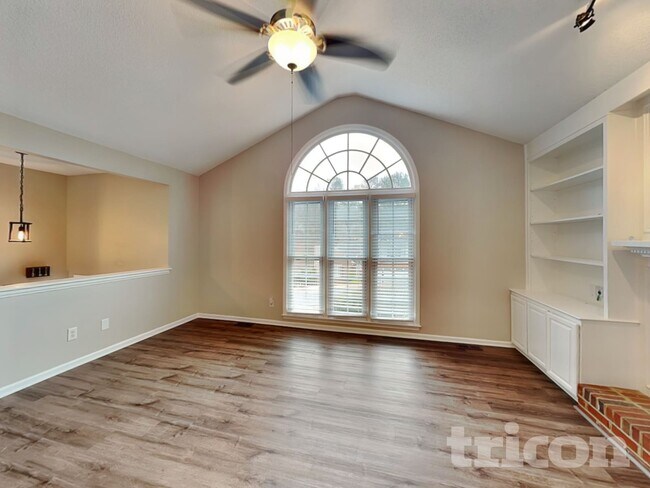 Photo - 703 Players Ct