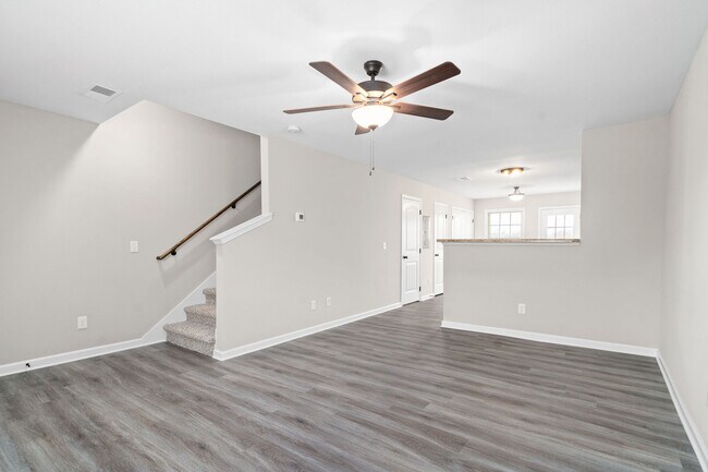 Photo - 931 Professional Park Dr