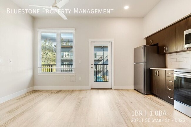Building Photo - 20711 SE Stark St Unit D325