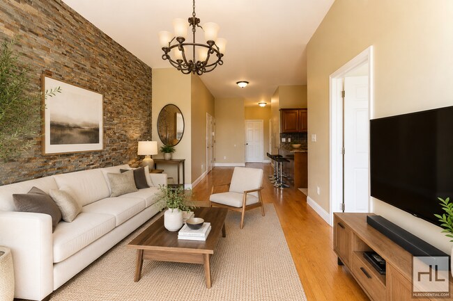 Photo - MENAHAN STREET Unit 3F