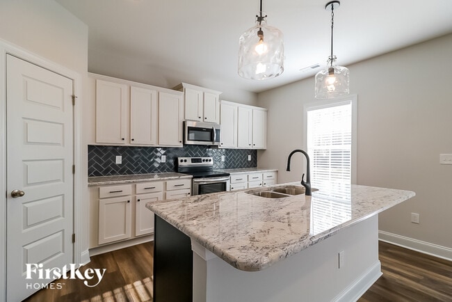 Photo - 265 Creek Crossing Dr