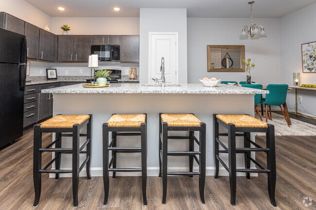 Interior Photo - Highview Pointe Rental