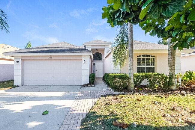 Building Photo - 1541 Scotch Pine Dr Rental