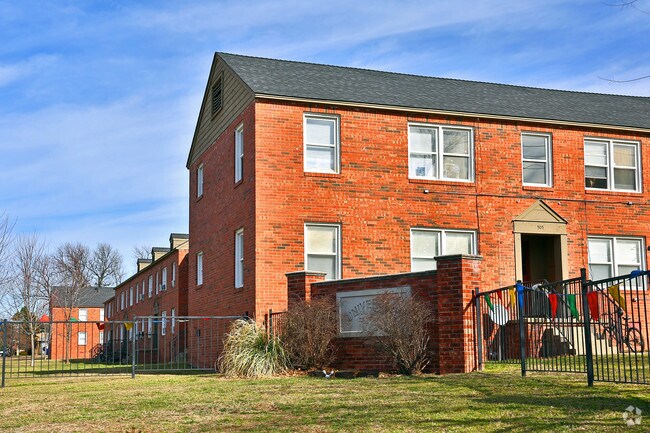 University Falls Apartments - University Falls Apartments