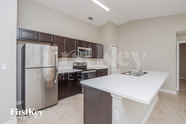 Photo - 1000 Cranberry Rd SE