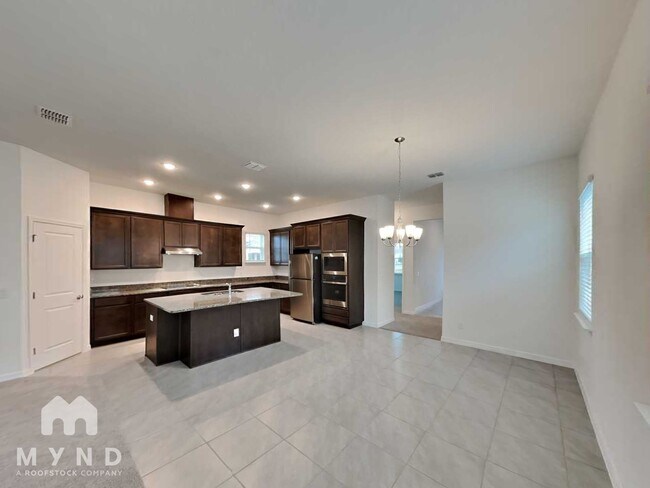 Photo - 830 MIDDLETON ST