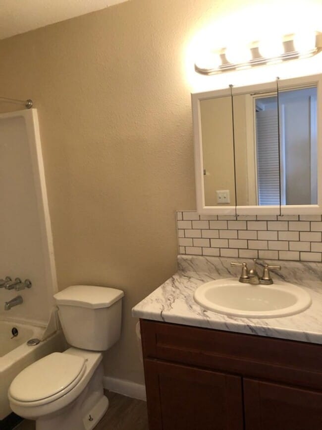 Photo - 2601 E Monte Cristo Ave Unidad 03