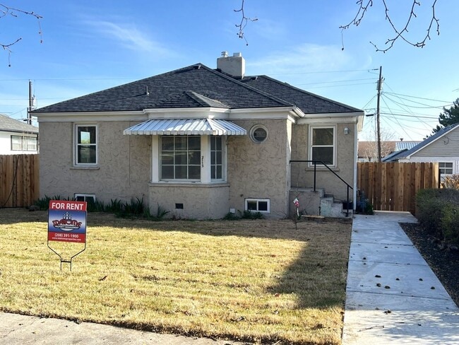 2115 Cleveland Blvd Unit Cleveland 2115 B