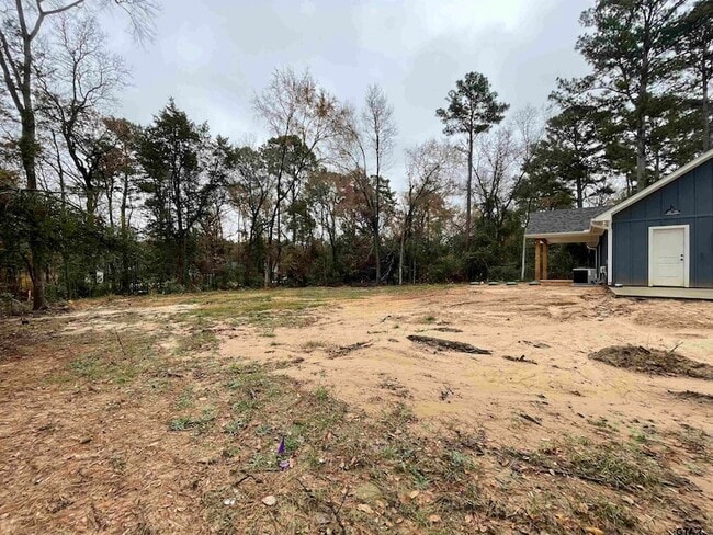 Photo - 446 Chelsea Ln