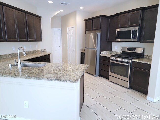 Photo - 1137 Bradley Bay Ave