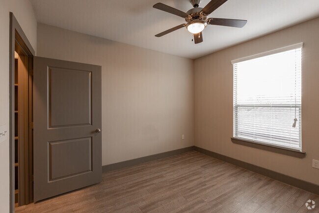 Bedroom - Hollister Oaks