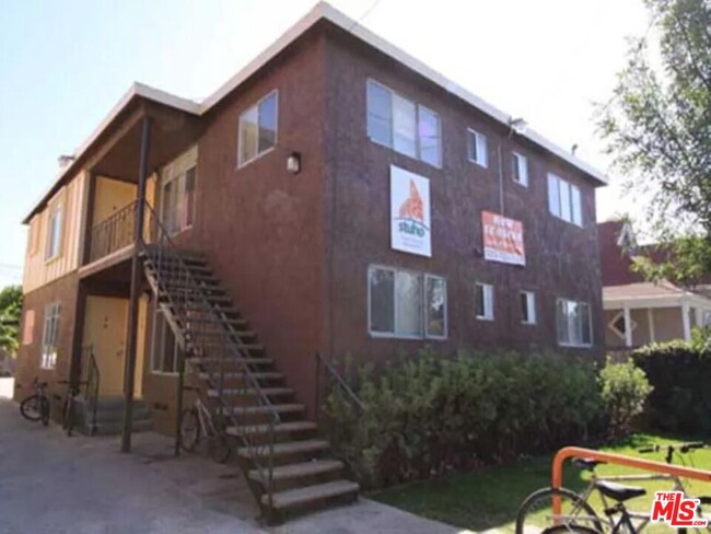 Building Photo - 1204 W 24th St Rental