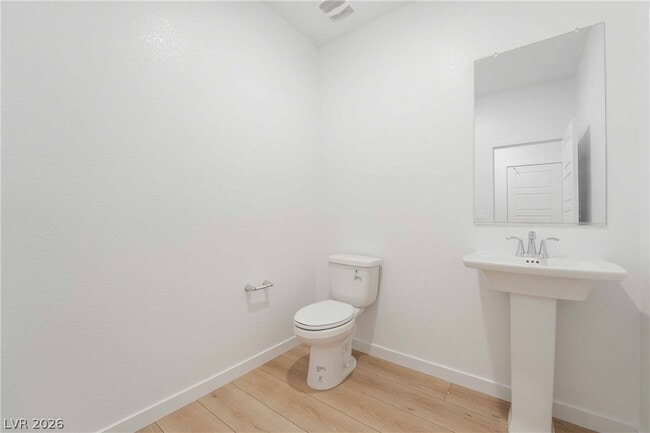 Photo - 2558 Venetia Pointe St