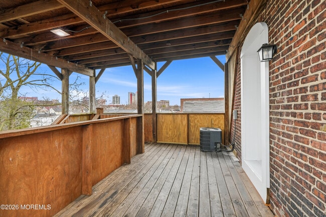 Photo - 115 Remsen Ave