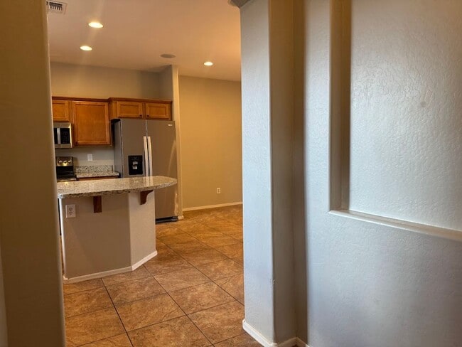 Photo - Gated Phoenix Gem with Community Pool and Spacious Kitchen