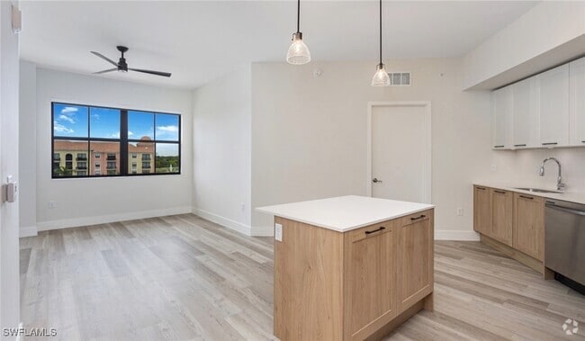 Building Photo - 22980 Vista Edera Cir Unit 2-418 Rental