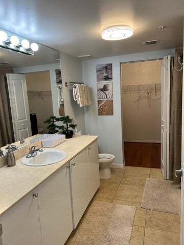 Photo - 600 S Dixie Hwy Unit 522