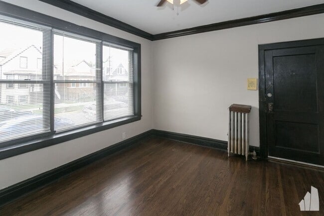 Photo - 3827 N Drake Ave