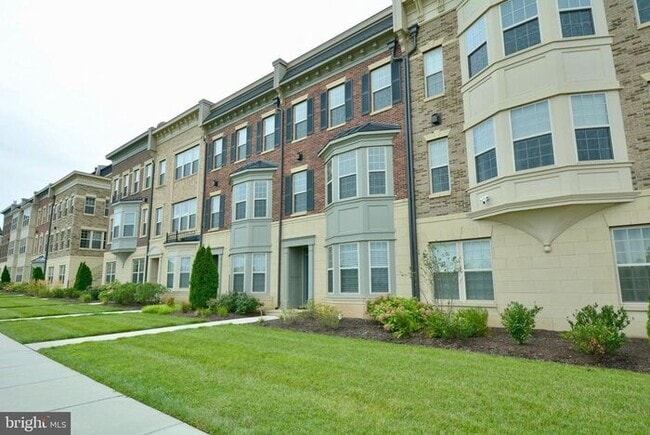 Photo - 702 Fair Winds Way