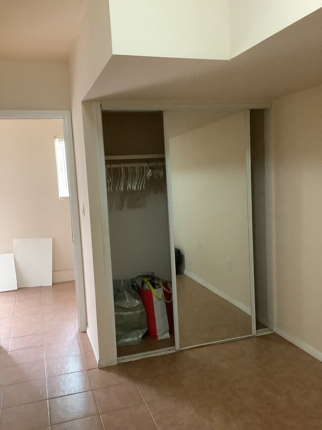 Photo - 17223 Prairie Ave