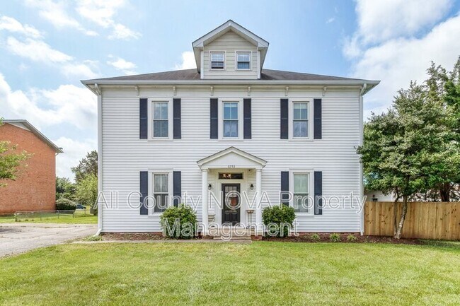8753 Signal Hill Rd Unit 3