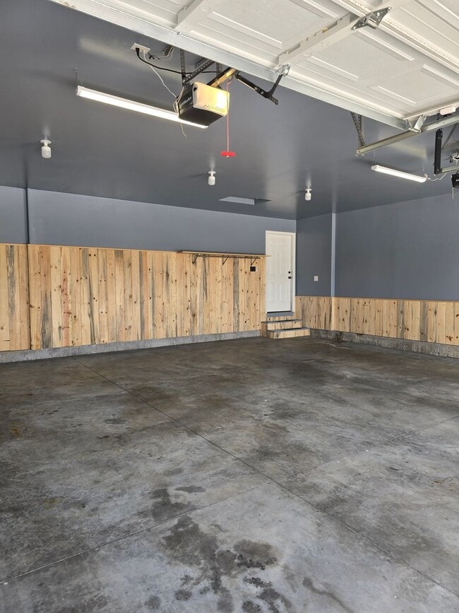 Photo - Newer One Level w/Huge Garage