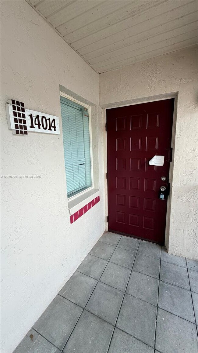14014 SW 93rd Ln Unit 14014