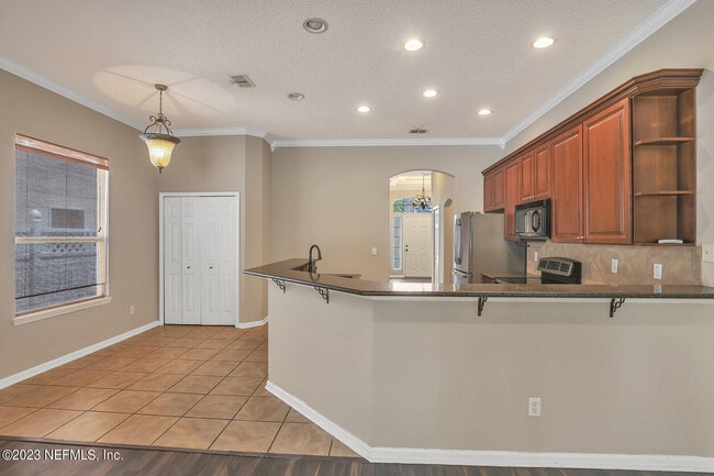 Photo - 860 Briarcreek Rd