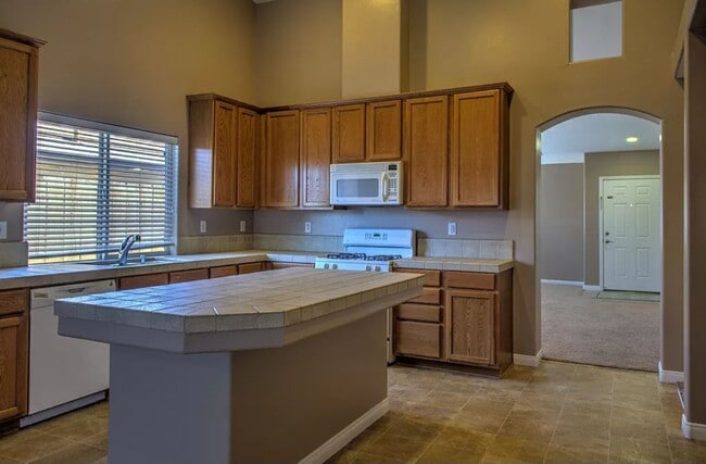 Photo - NW Beautiful Home For Rent