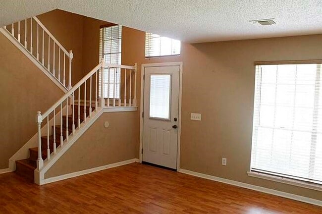 Photo - 3118 Rimrock Dr