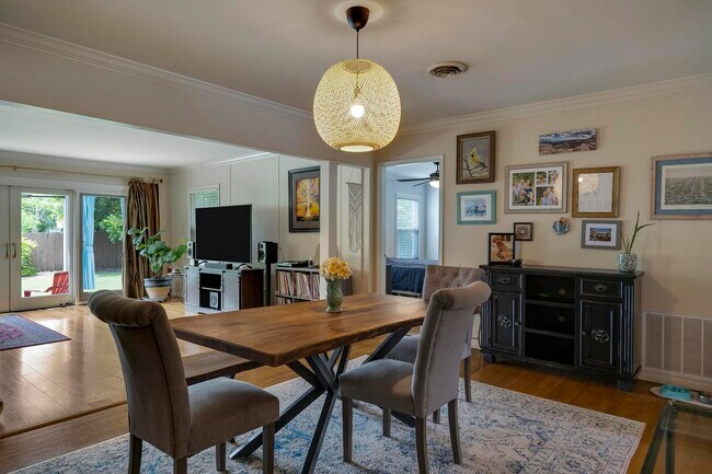 Photo - 134 Hiler Rd