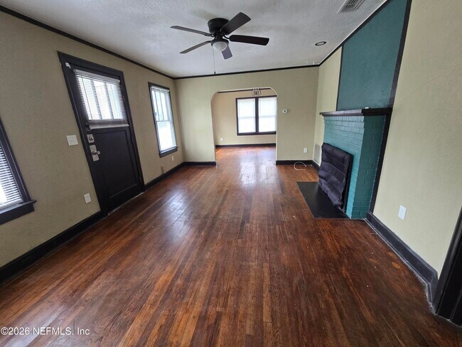 Photo - 41 Tallulah Ave