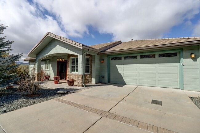 Photo - Incredible Home with Lake Views!