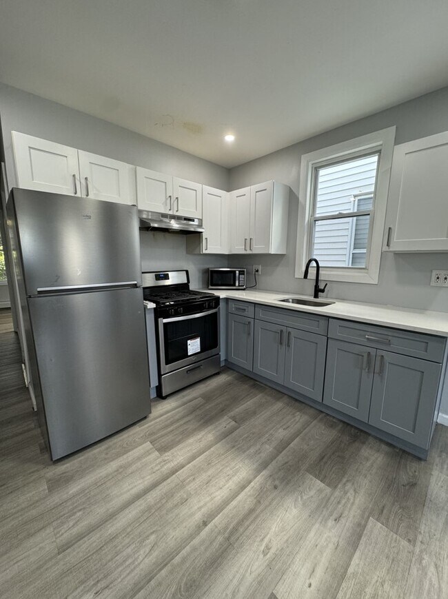 Photo - 91 Stevens Ave Unit 3L