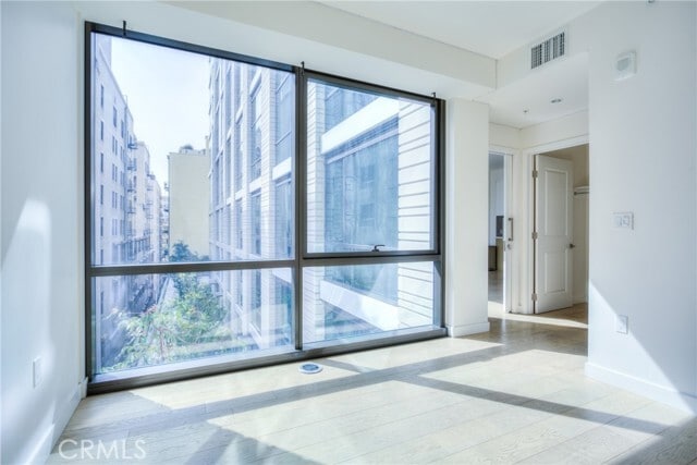 Photo - 400 S Broadway Unidad 928