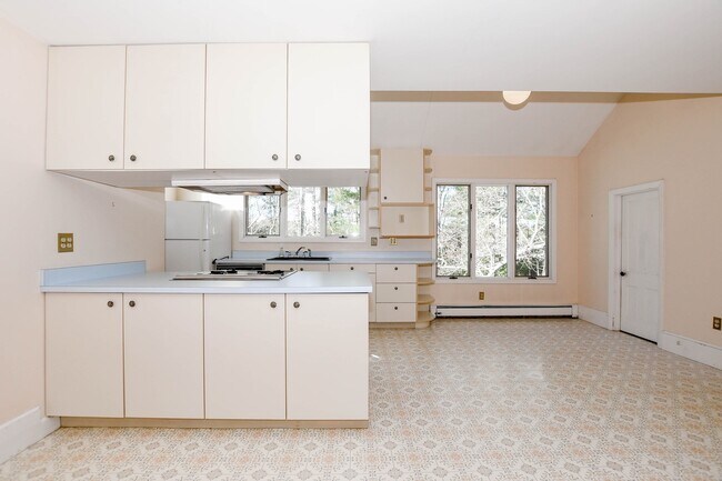 Photo - 418 Front St Unit 418 Front St. Marion