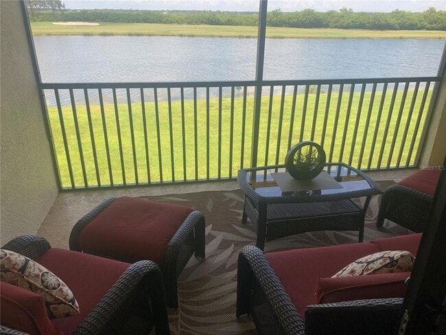 7225 River Hammock Dr Unidad 202