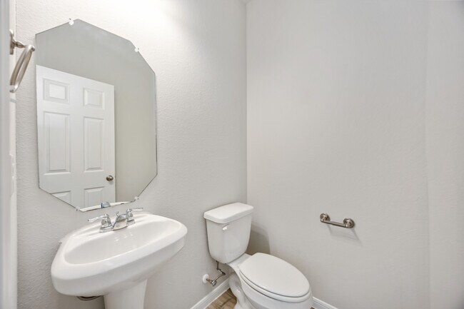 Photo - 6526 Macroom Meadows Ln