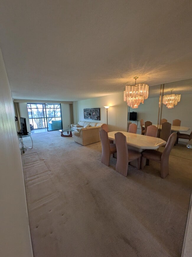 Building Photo - 4725 Lucerne Lakes Blvd E Unit 206 Rental