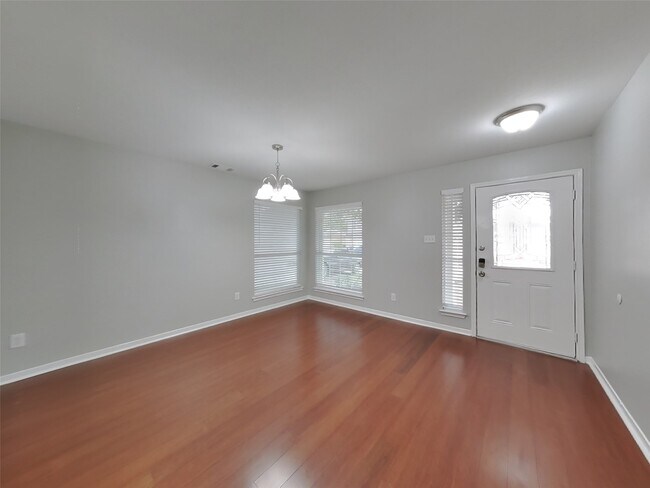 Photo - 6726 Misty Dale Dr