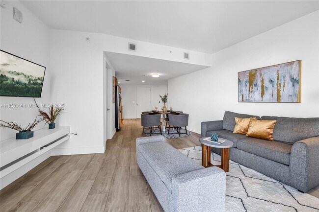 Photo - 121 NE 34th St Unit 1514