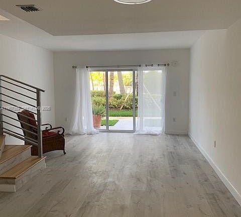 Photo - 881 Ocean Dr