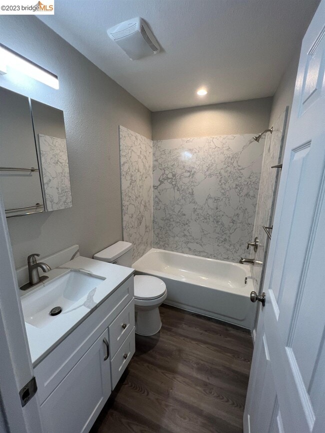 Photo - 1021 West Eighth St-Unit 3 Unit 3