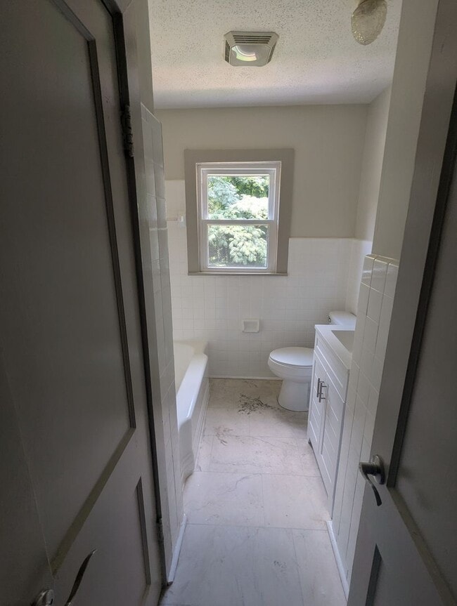 Photo - Remodeled 2 Bed 1 Bath Home Convenient Location