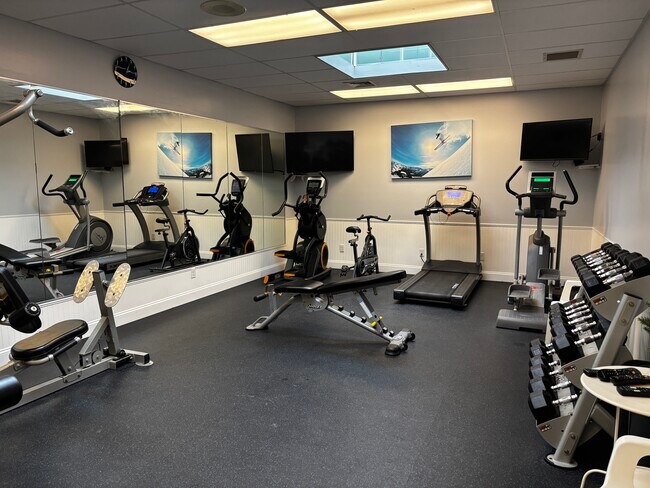 Photo - 14 Middle Village Way