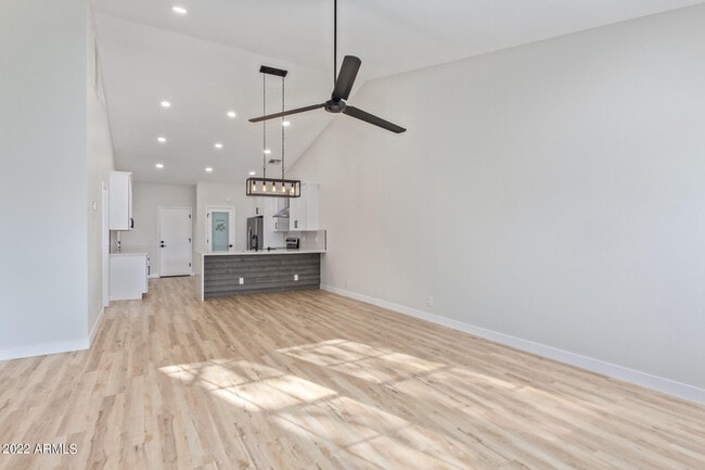 Photo - 11 N Concord St