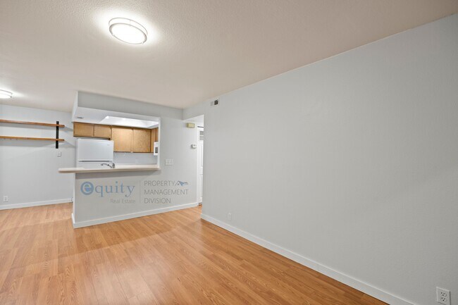 989 Creekhill Ln Unit 1