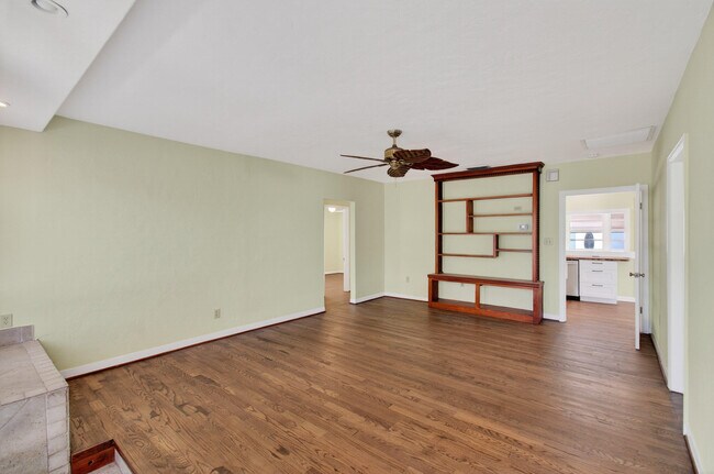 Photo - 817 N Palmway