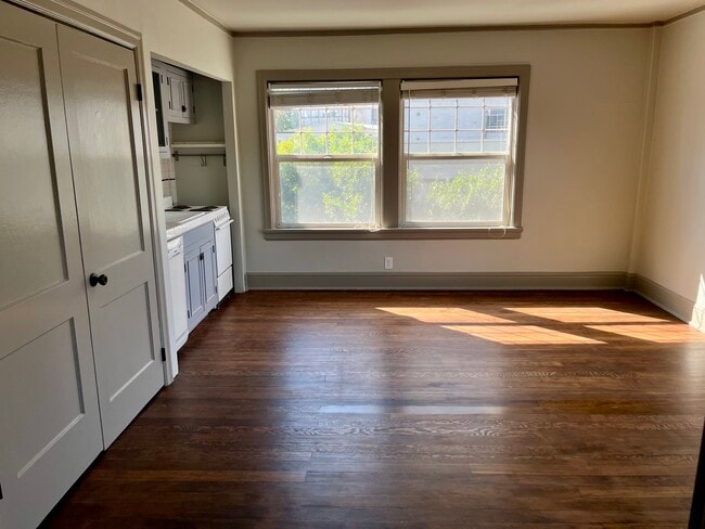 Studio (inside) - 20 NW 16th Ave Unit #306